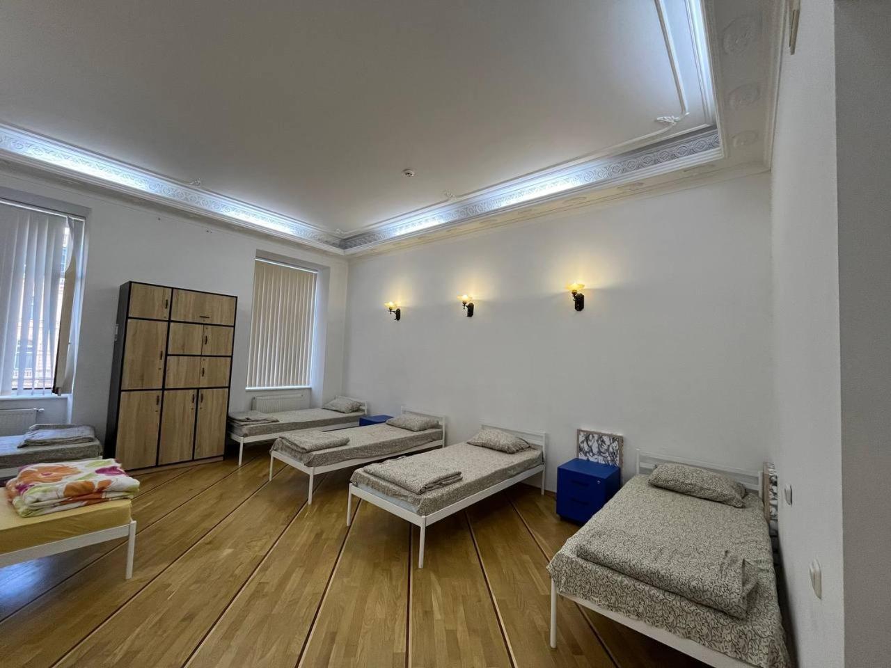 Центрум Апартаментс Lviv Exterior photo